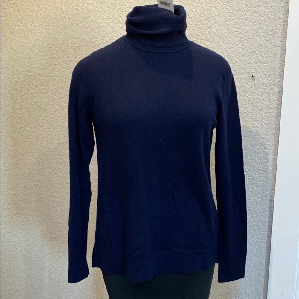 NWT VINCE 100% cashmere Navy Blue Turtleneck Sweater sz M